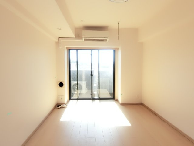 ルーブル川崎中丸子弐番館の居間・リビング|他のお部屋の参考写真となります。