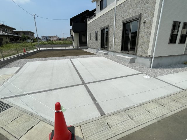 藤岡市下栗須（全11棟）6号棟の駐車場
