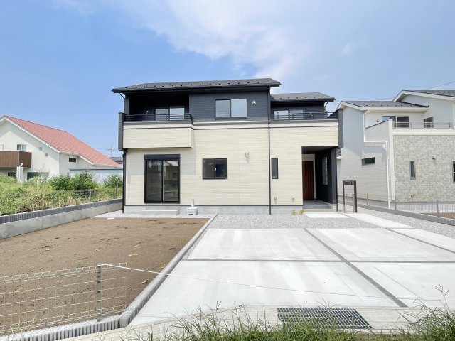 藤岡市下栗須（全11棟）7号棟の外観|建物完成済みでございます。お部屋のご内覧可能でございます。お気軽にお問合せ下さいませ(^▽^)/