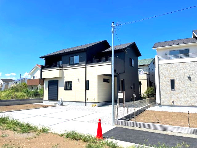 藤岡市下栗須（全11棟）7号棟の外観|建物完成済みでございます。お部屋のご内覧可能でございます。お気軽にお問合せ下さいませ(^▽^)/