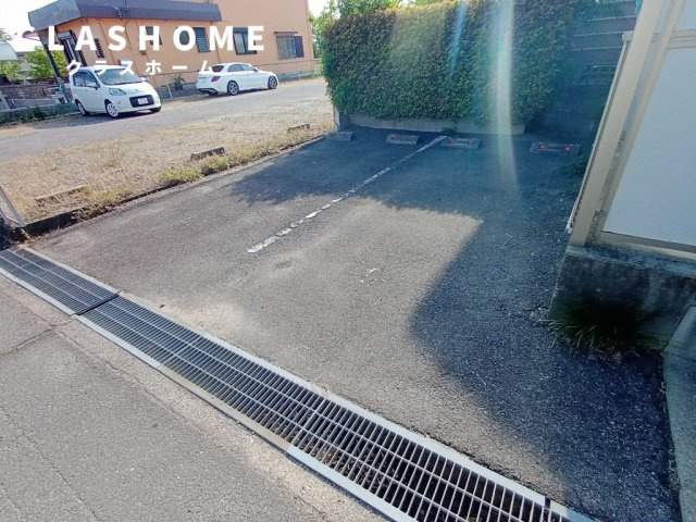 パレス峰２　　刈谷市の賃貸ならクラスホーム刈谷店の駐車場