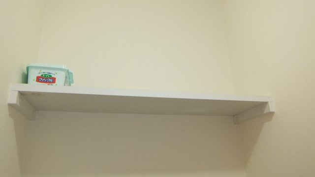 ドゥミエール・ソフィアの設備|お手洗いには収納棚が付いております