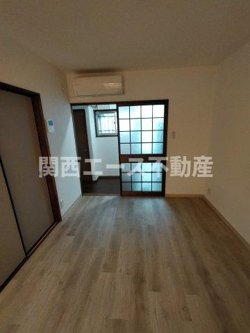 【居間・リビング】 | 中石切町４丁目貸家