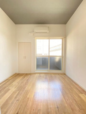 【内装】 | サンフロンティエール | 別号室の写真になります。現況優先。