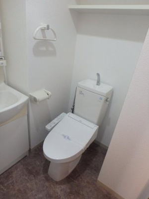 【トイレ】 | アール六本松駅前 | 別号室の写真になります。現況優先。
