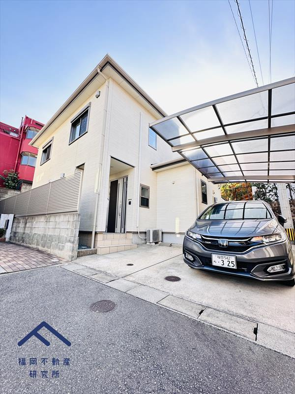 東区香住ヶ丘４丁目　戸建て