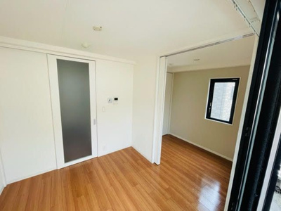 【洋室】 | リビング・シングス大橋 | 別号室の写真になります。現況優先。