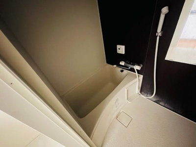【浴室】 | リビング・シングス大橋 | 別号室の写真になります。現況優先。