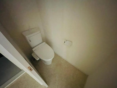 【トイレ】 | リビング・シングス大橋 | 別号室の写真になります。現況優先。