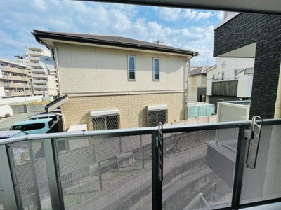 【バルコニー】 | リビング・シングス大橋 | 別号室の写真になります。現況優先。
