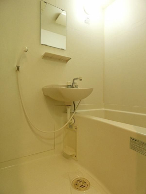 【洗面所】 | ティーファイブ吉塚 | 別号室の写真になります。現況優先。