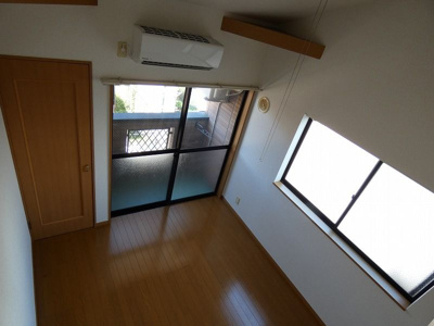 【設備】 | ティーファイブ吉塚 | 別号室の写真になります。現況優先。