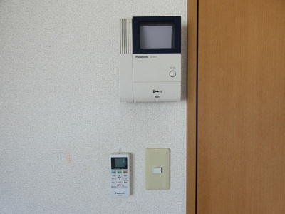 【セキュリティ】 | ティーファイブ吉塚 | 別号室の写真になります。現況優先。