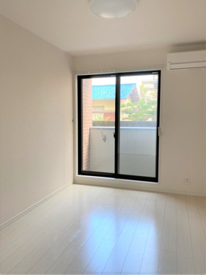 【居間・リビング】 | アトラクティ周船寺 | 別号室の写真になります。現況優先。