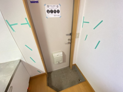 【玄関】 | コンフォートベネフィス周船寺 | 別号室の写真になります。現況優先。