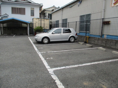 【駐車場】 | ピノヴェルデ | 駐車場です