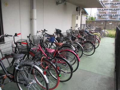 【その他共用部分】 | ピノヴェルデ | たくさん置ける自転車置き場です