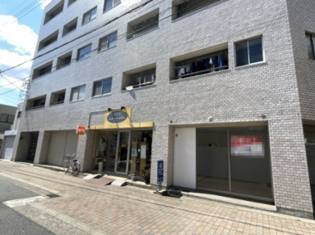 坂野ビルの外観