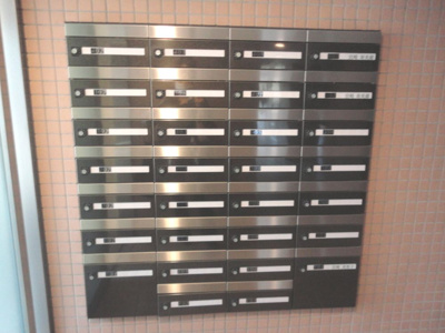 【ロビー】 | ルナ・シエモア | 共用部にメールボックスがあります(^^)/