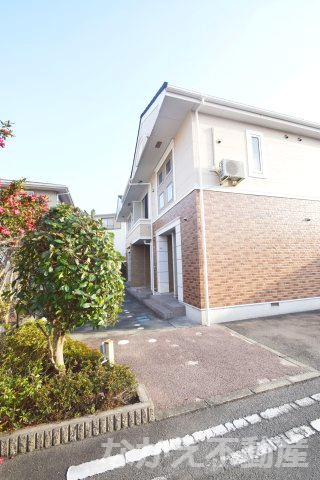 【外観】 | 落ち着いた雰囲気の外観です