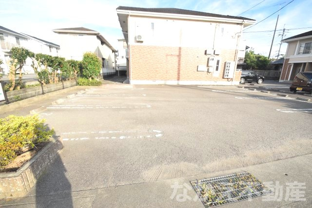 【駐車場】 | 駐車場完備です