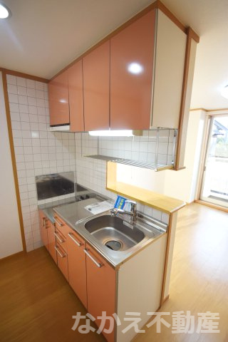 【キッチン】 | コンパクトなキッチンで掃除もラクラク