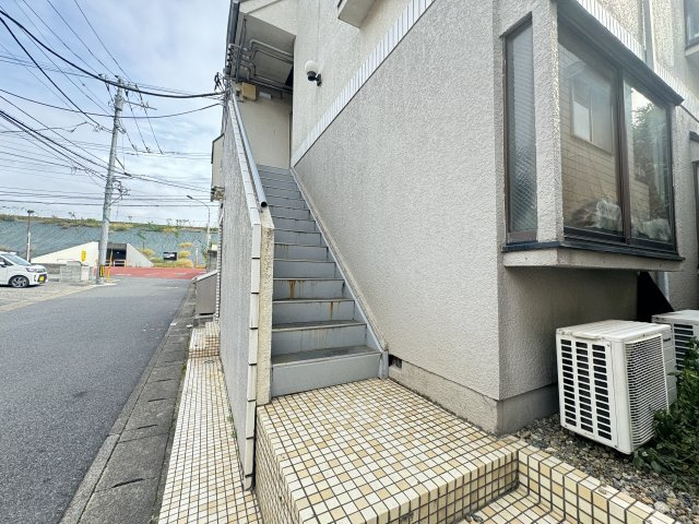 キャピタル松戸のエントランス