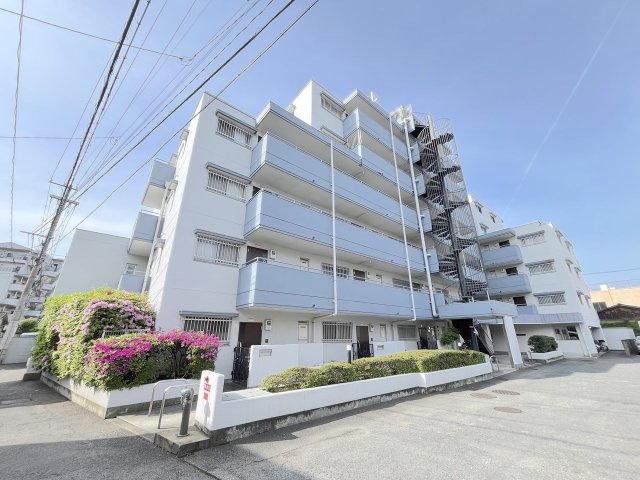 サンビューハイツ友泉の外観