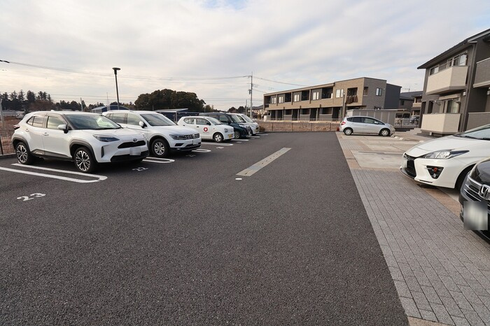 マンテネール Aの駐車場|駐車場