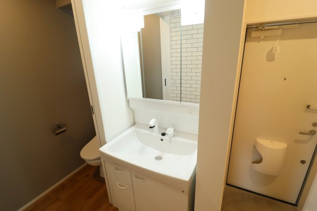 ガーデンテラス立願寺の洗面所