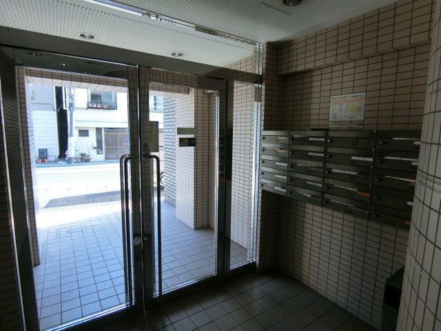 【エントランス】 | 第二ホリィホック