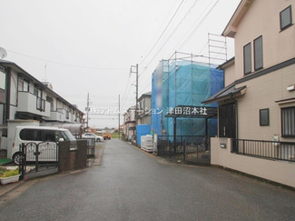 【前面道路含む現地写真】