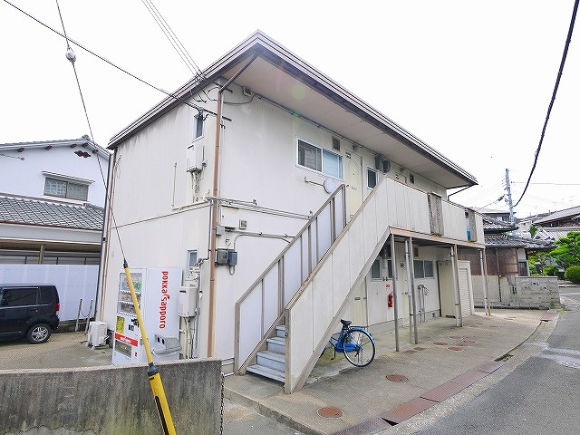 米沢ハイツの外観|建物外観を気になさる方へ、見た目の良い物件です