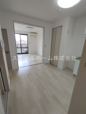 【居間・リビング】 | メゾン川崎A