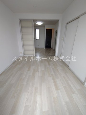 【居間・リビング】 | メゾン川崎A