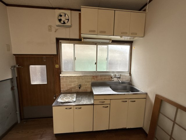 東今宿山名貸家のキッチン