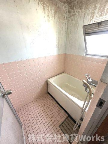 第3近藤ビルの浴室|ゆったり過ごせるお風呂です