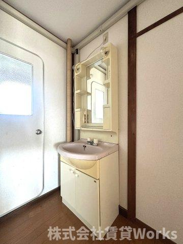 第3近藤ビルの洗面所|広い洗面スペース