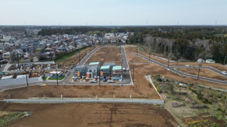 【外観】 | ―もっと空を近くに―
大型のスカイバルコニーを用意。
天体観測やBBQ、プール遊びなどをわが家に。