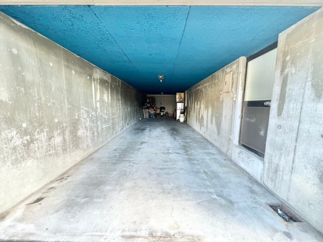 名東区高針台一丁目戸建の駐車場