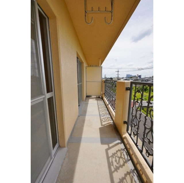 Ｌｉｔｔｌｅ　Ｗｉｎｇのバルコニー|南向き