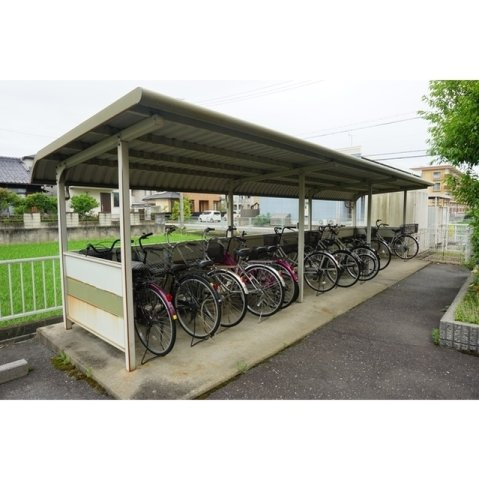 Ｌｉｔｔｌｅ　Ｗｉｎｇのその他|駐輪場