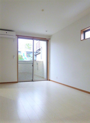 【その他】 | エスカレント国分 | 内装は落ち着いています