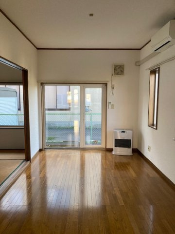 アンビエンス山崎の居間・リビング