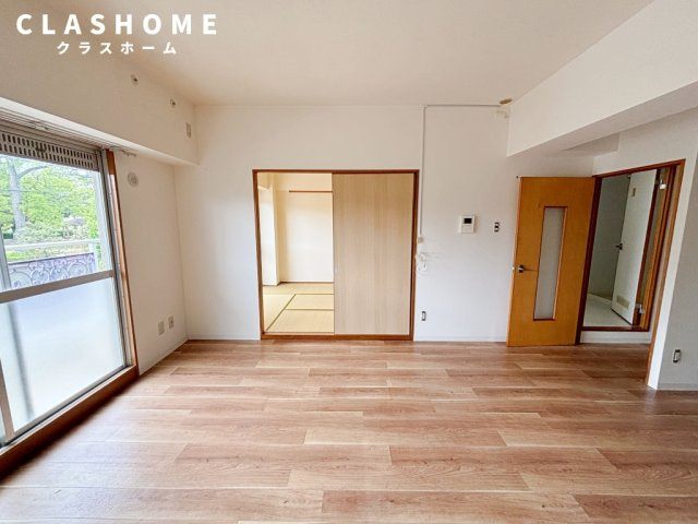 ソレイユ伊吹　　 刈谷市近郊の賃貸はクラスホーム刈谷店の居間・リビング