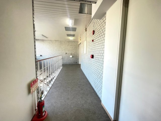 東新町 元町ハイツのロビー