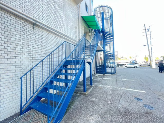東新町 元町ハイツの外観