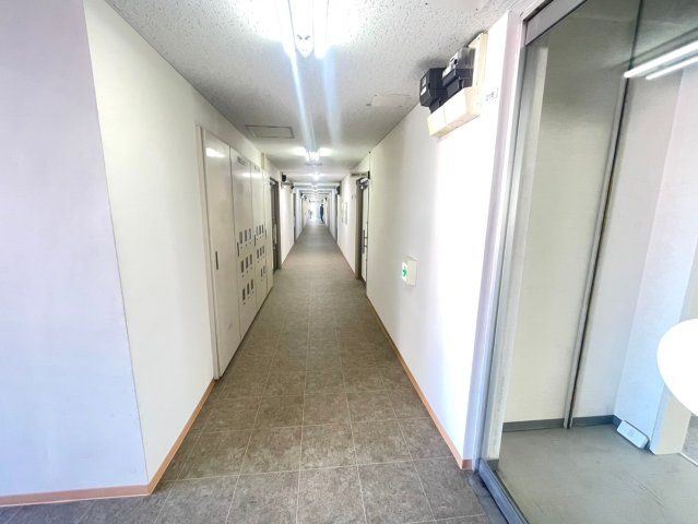 東新町 元町ハイツのロビー