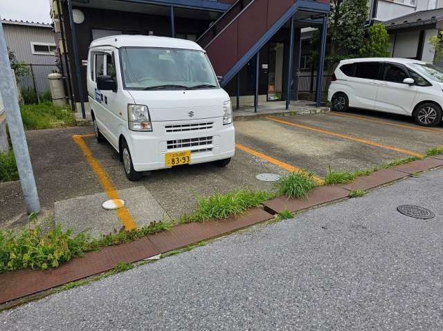 フラットフィールドの駐車場