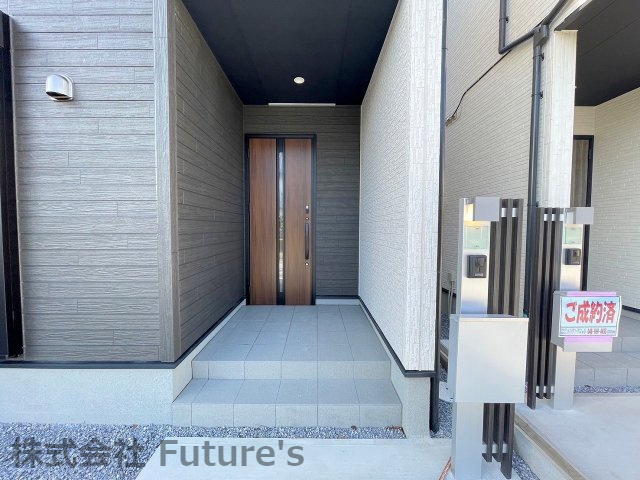 三郷市高州3丁目　新築戸建　全4棟　4号棟のエントランス|玄関アプローチです